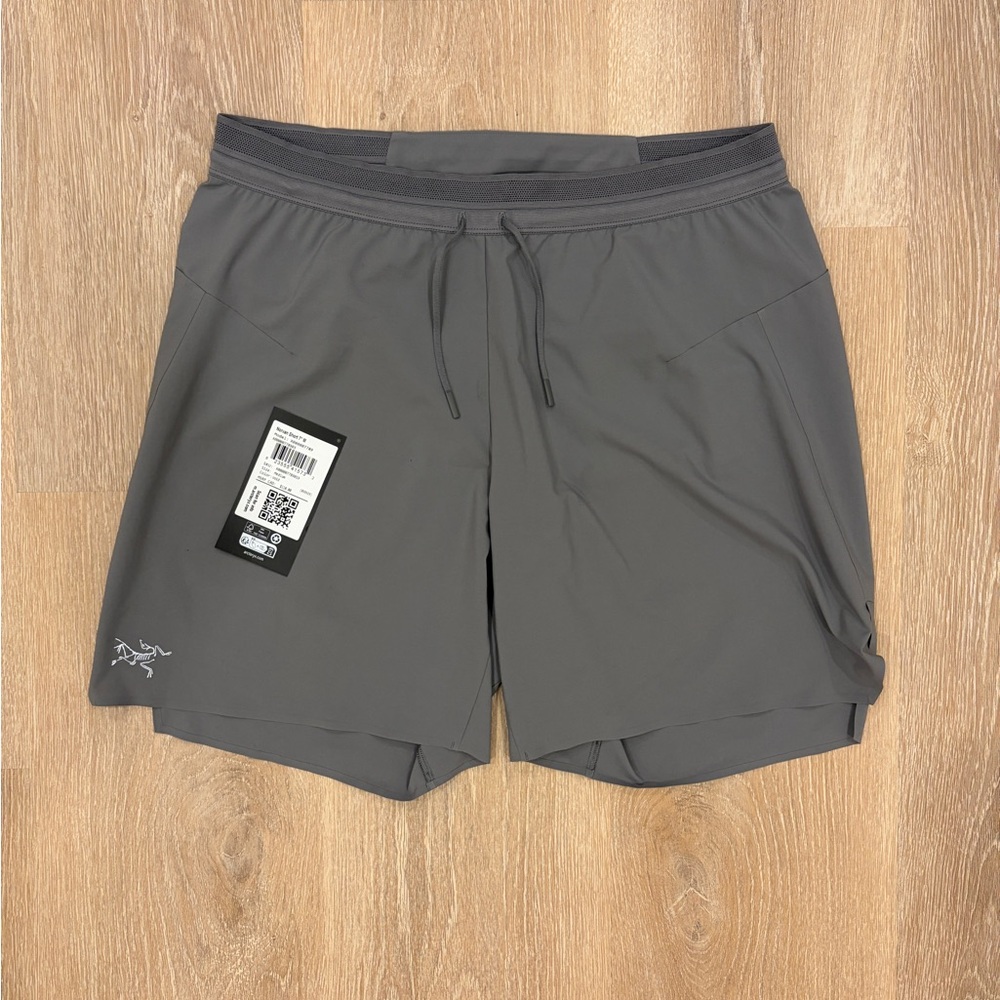 Arc’teryx 7” Shorts